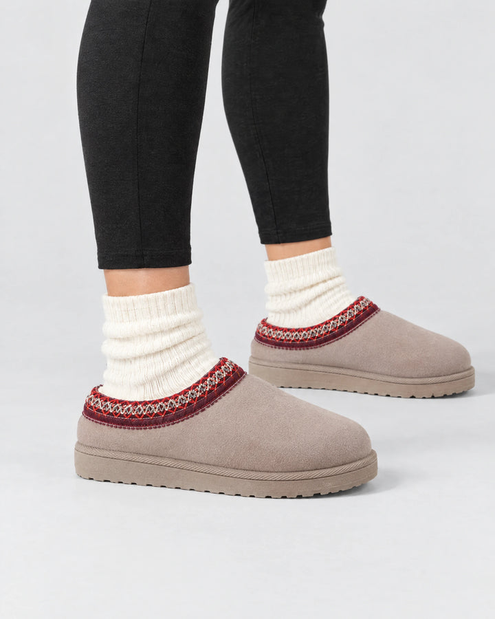 CURVD Cozy Suede-Look Slippers