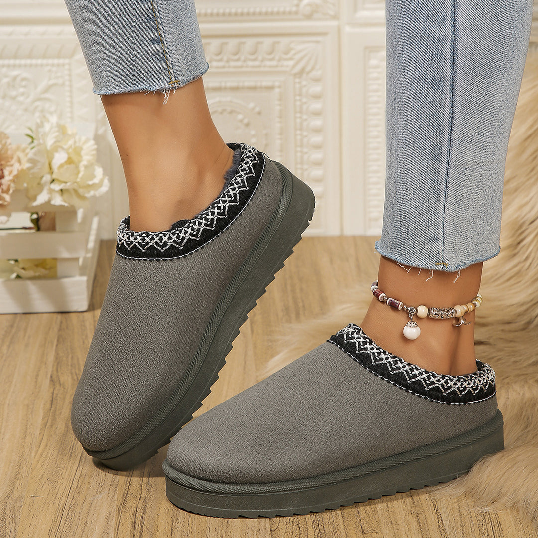 CURVD Cozy Suede-Look Slippers in Gray — original supplier photo